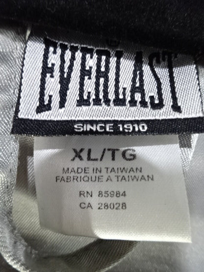 EVERLAST ガウン①(シルバー)