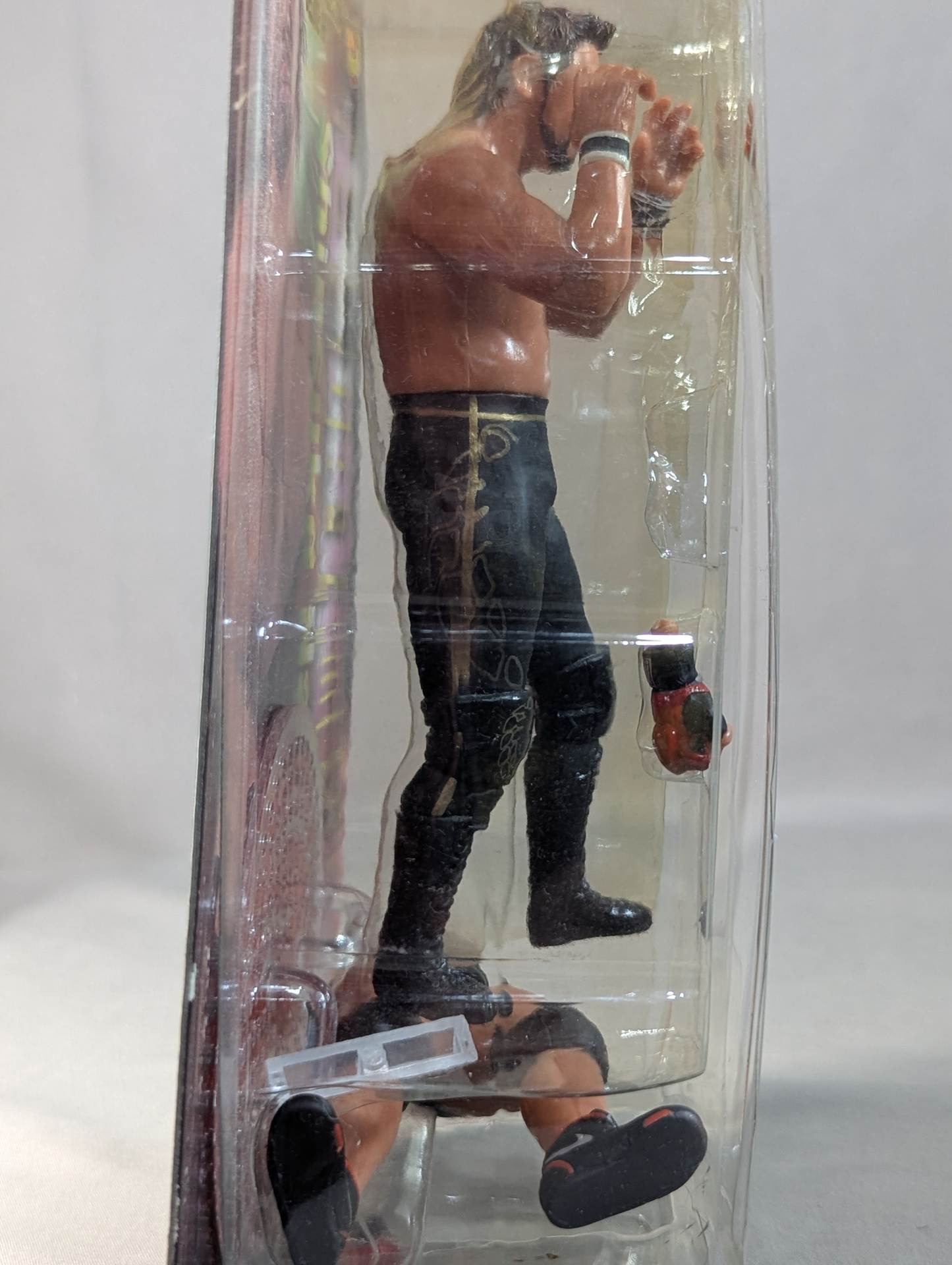 Shinsuke Nakamura  (Strong Style + Baritude)
