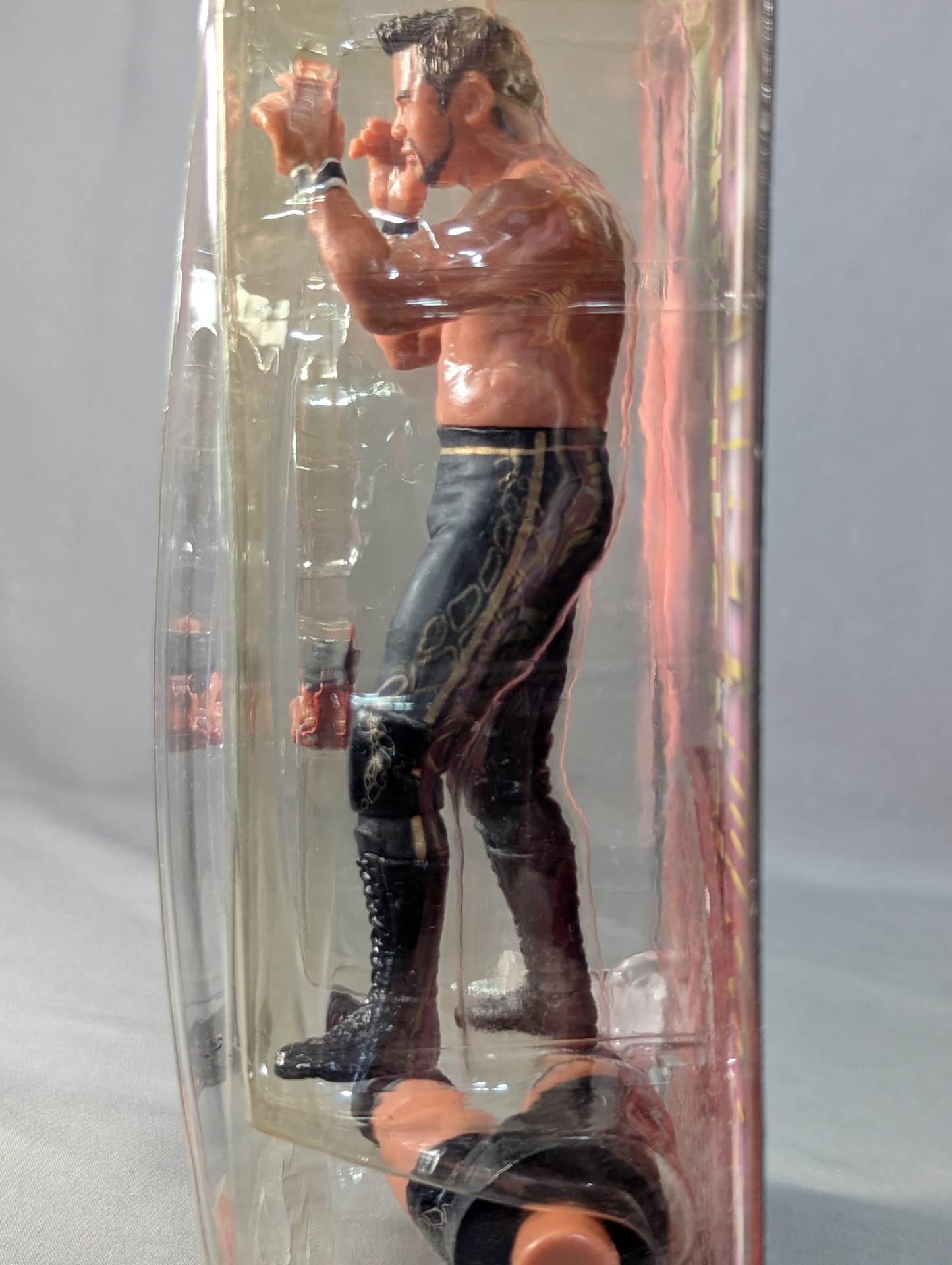 Shinsuke Nakamura  (Strong Style + Baritude)
