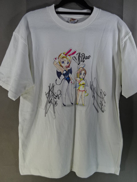 直筆Wサイン入り】VIP 大向美智子＆府川唯未 イラスト Tシャツ – 闘道館