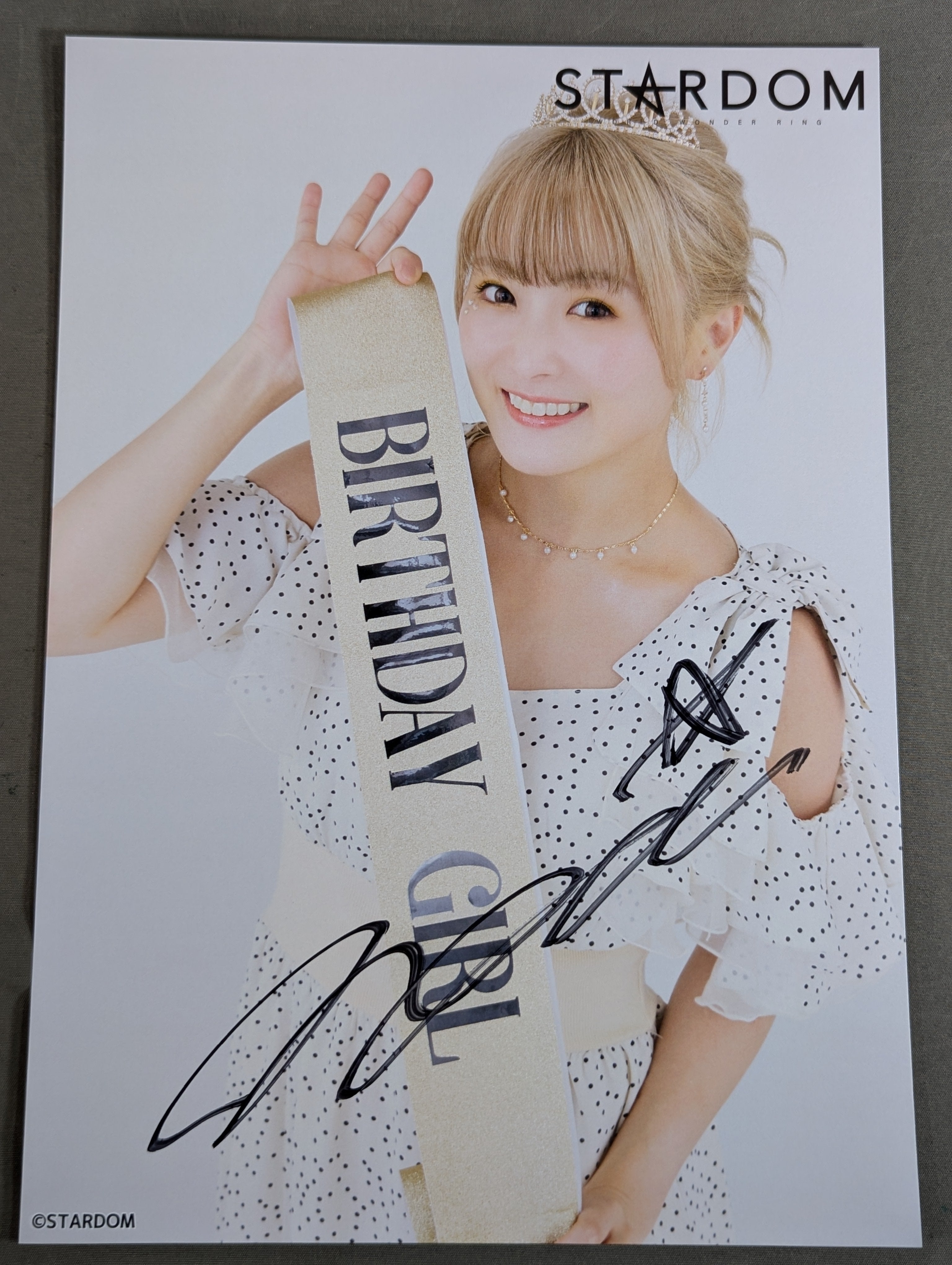 ディスプレイボード付きrurudo直筆サイン色紙 ＆ 等身大タペストリー ディスプレイボード付きrurudo直筆サイン色紙 ＆ 等身大タペストリー