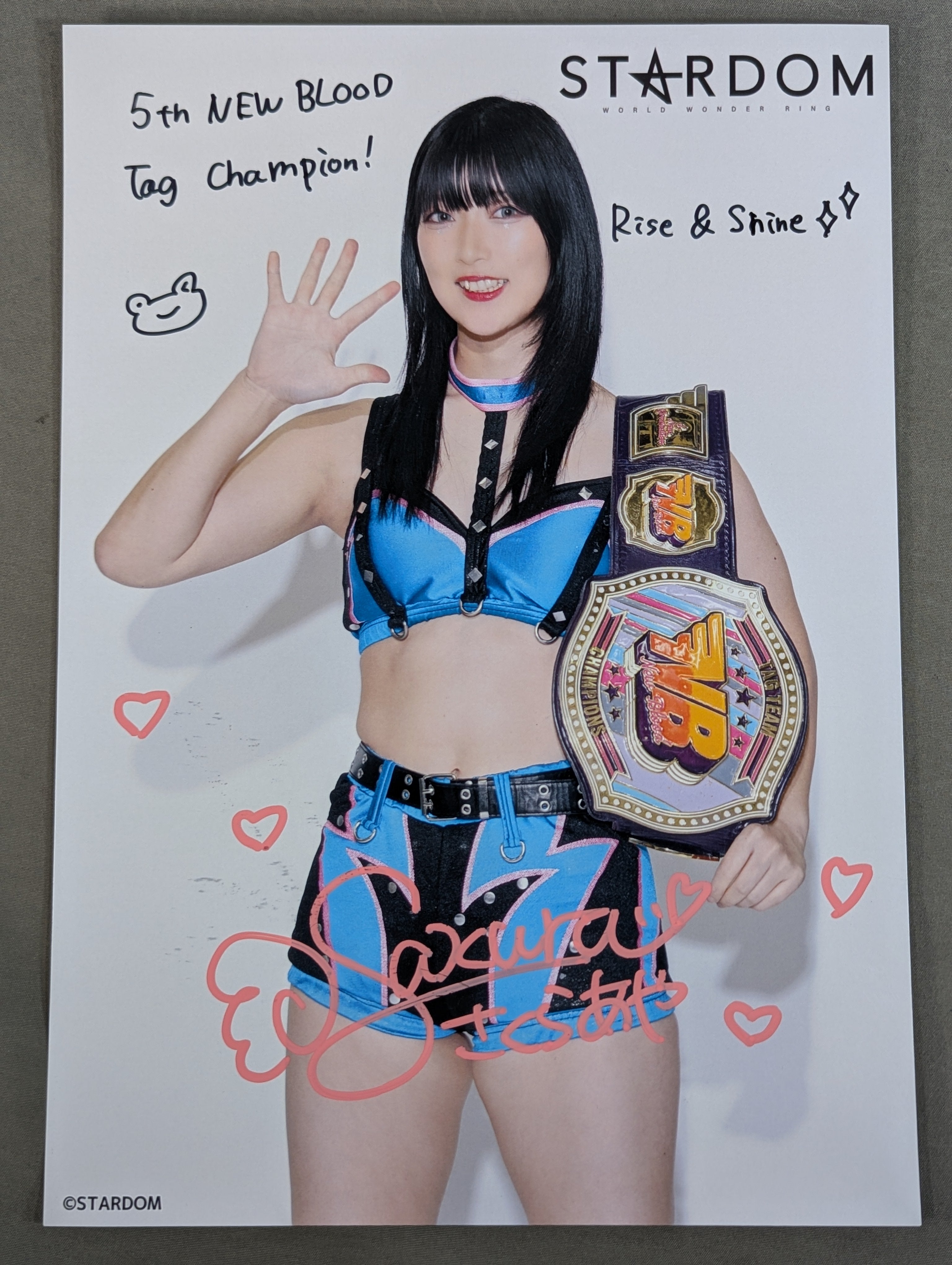 さくらあや 直筆サイン入り スターダムポートレート(A-9) – 闘道館