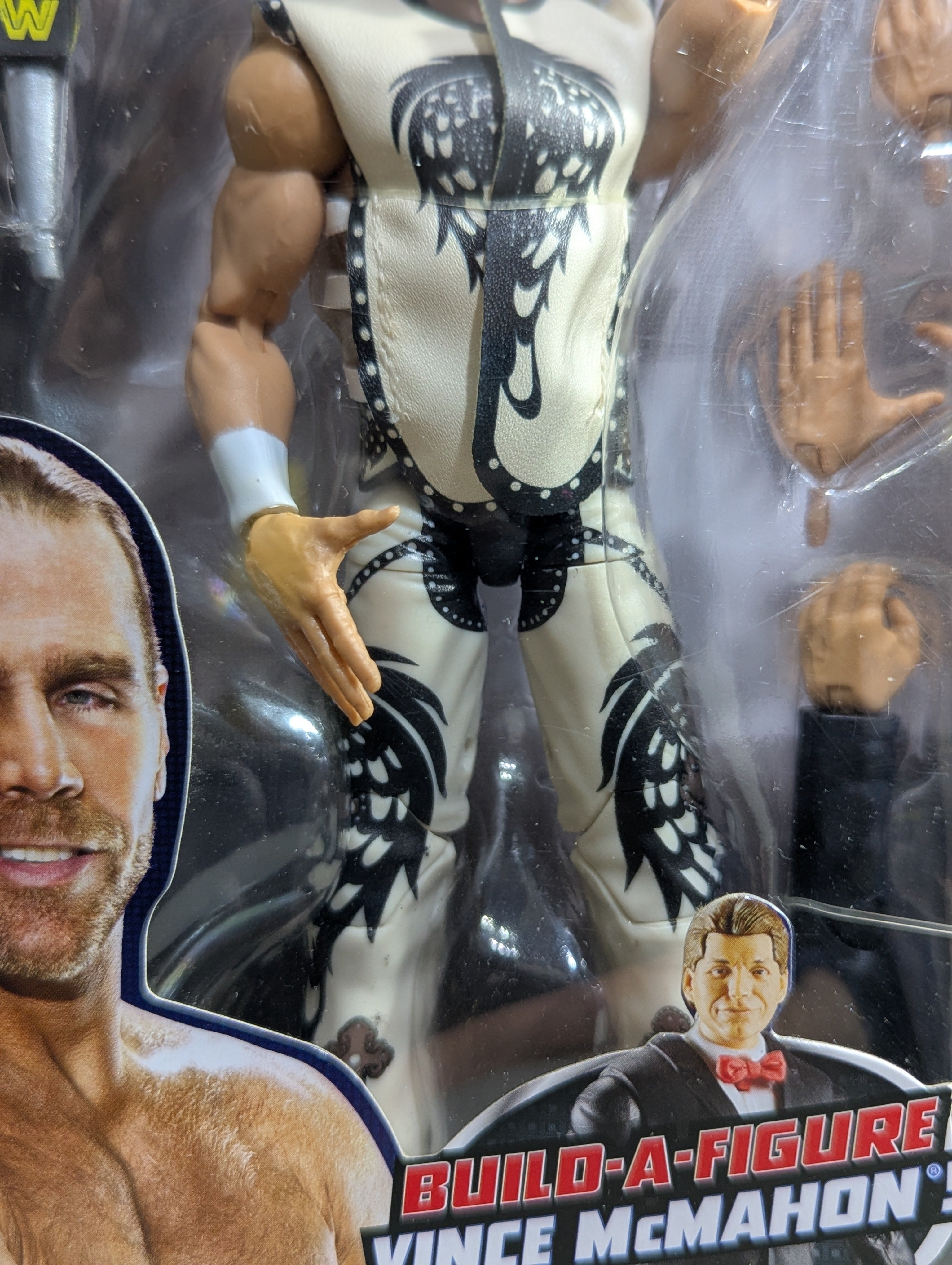 ショーン・マイケルズ(白ジャケット) – 闘道館