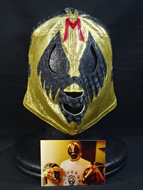 Mil Mascaras 