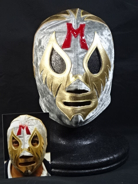 Mil Mascaras 