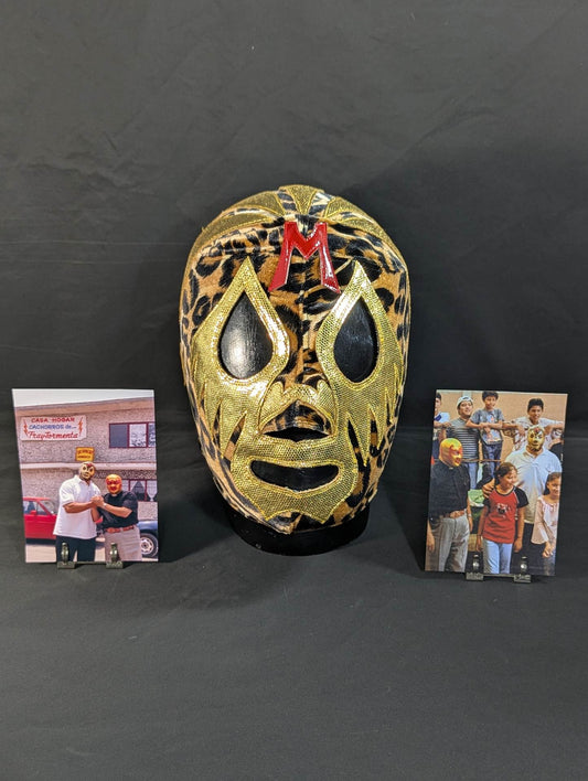 ★ Mil Mascaras Fray Tormenta Father's visit to the orphanage worn by him !! ★