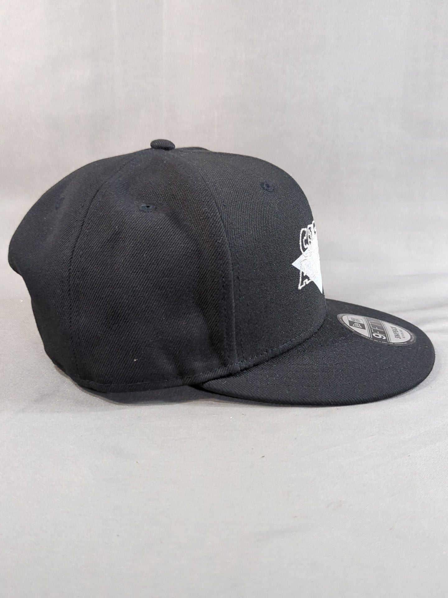 COSMIC ANGELS×NEW ERA(R) 9FIFTY(TM) キャップ(ブラック)