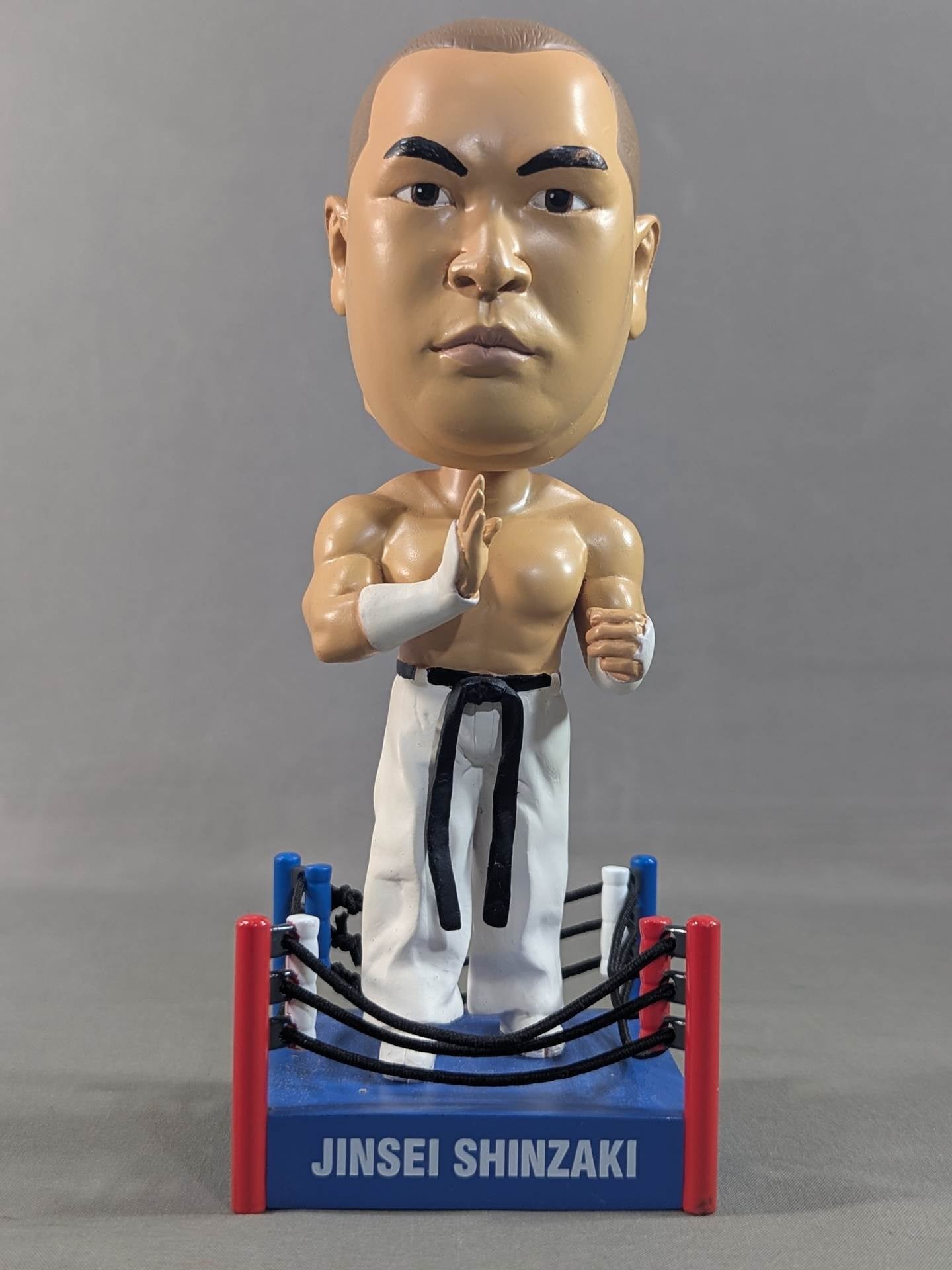 Jinsei Shinzaki  BIG HEAD SERIES
