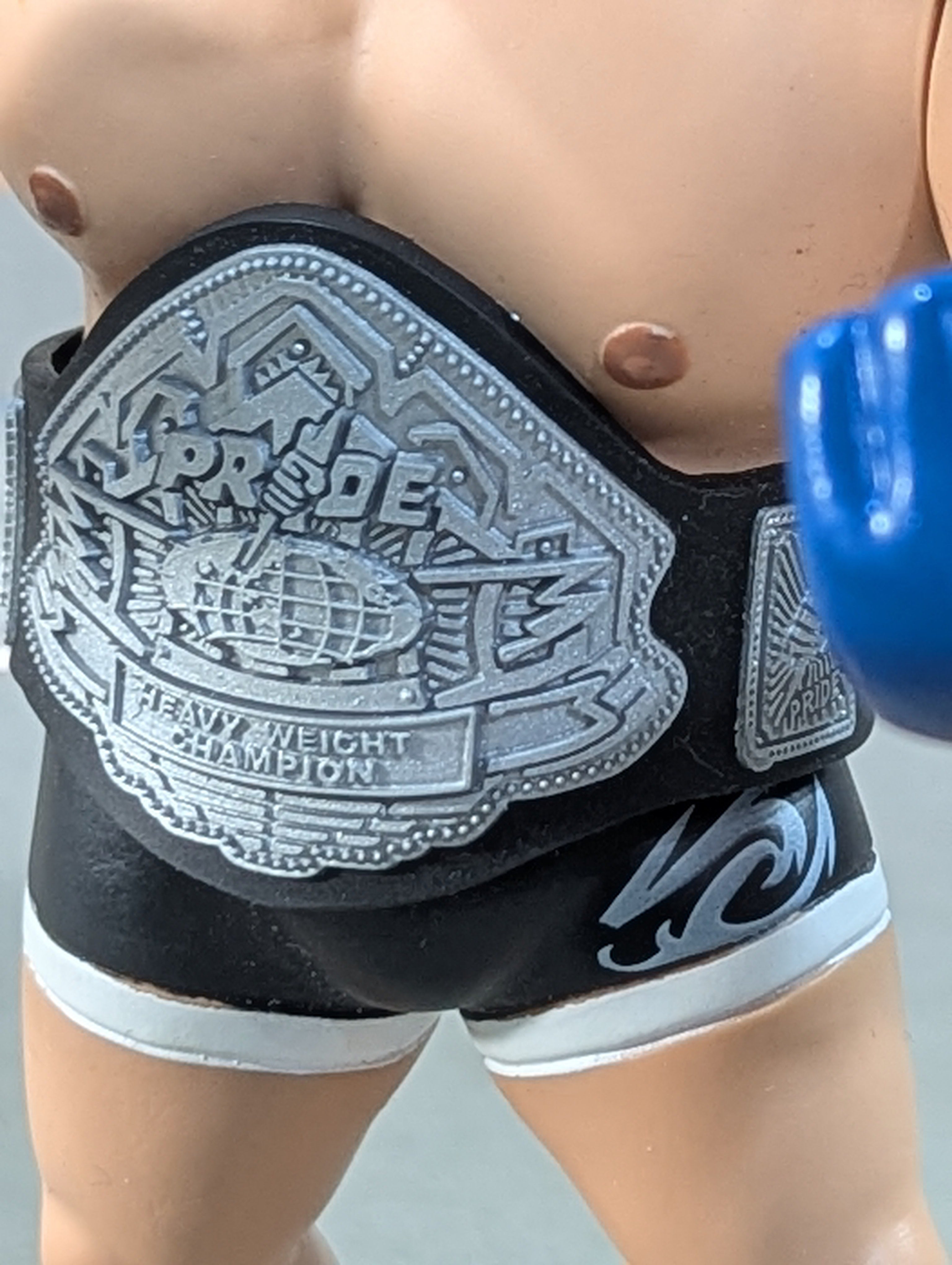 エミリヤーエンコ・ヒョードル(PRIDEベルト) – 闘道館