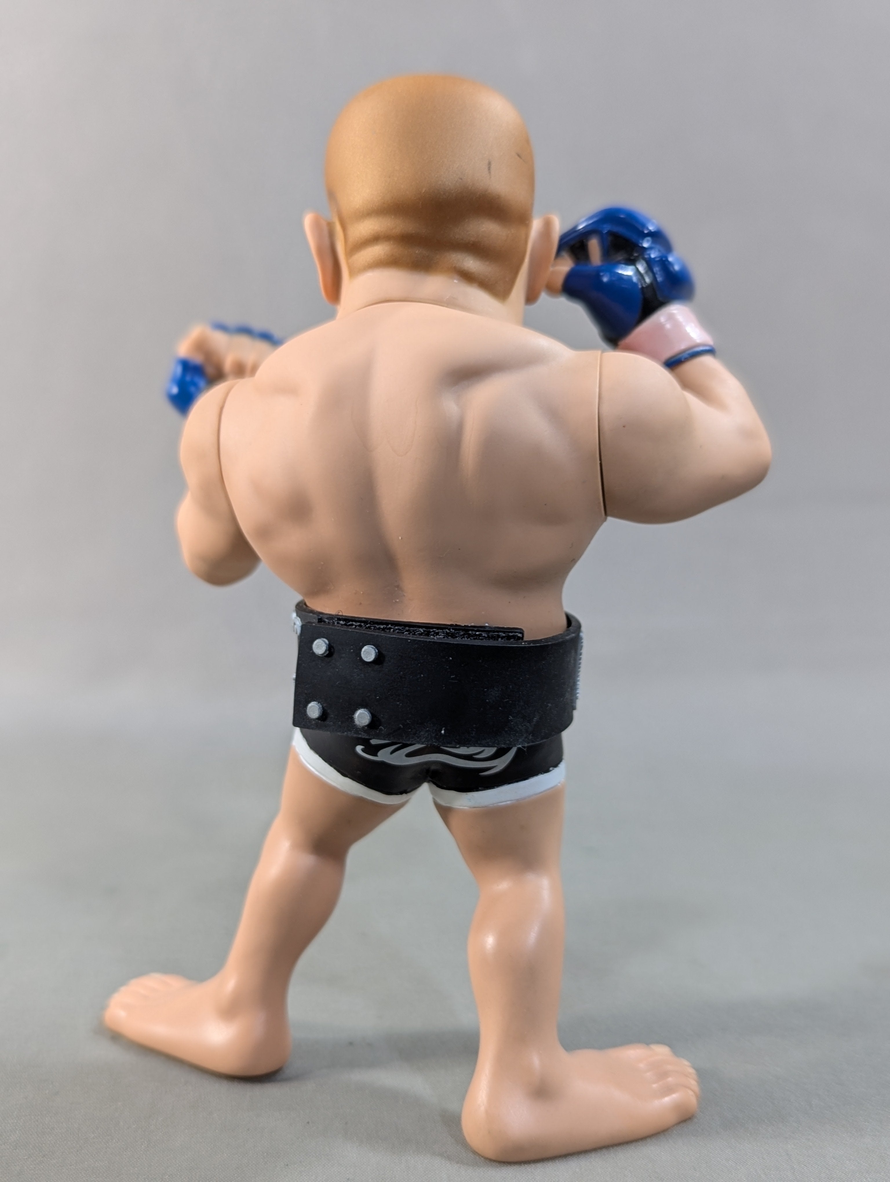 エミリヤーエンコ・ヒョードル(PRIDEベルト) – 闘道館