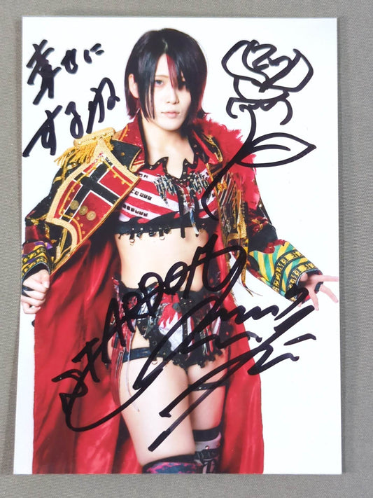 Utami Hayashishita  hand signed autograph Photo (2)
