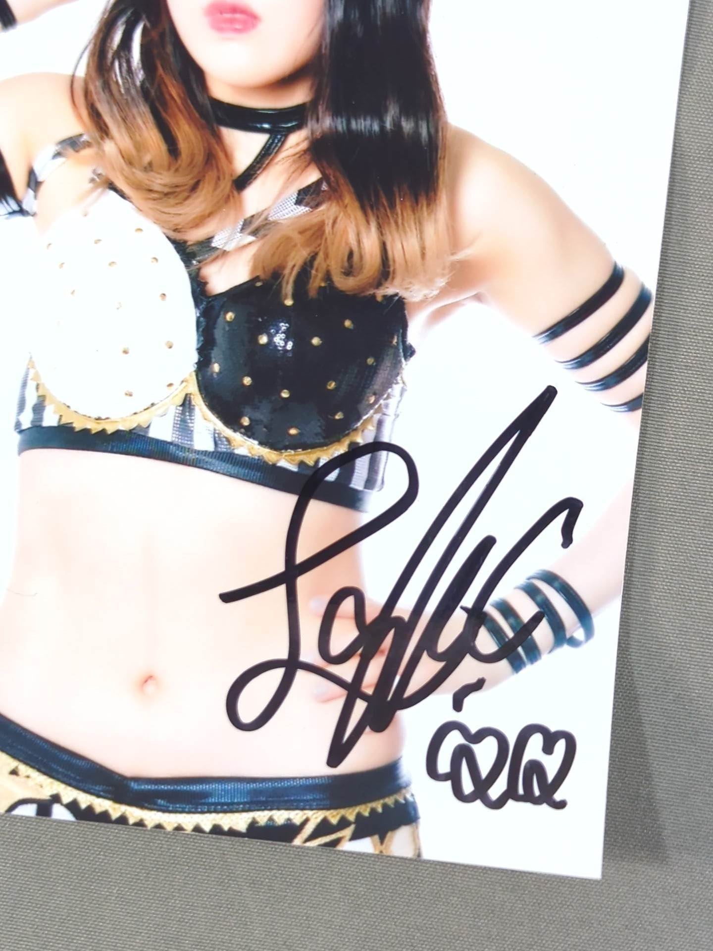 レディC 直筆サイン入り ブロマイド① – 闘道館