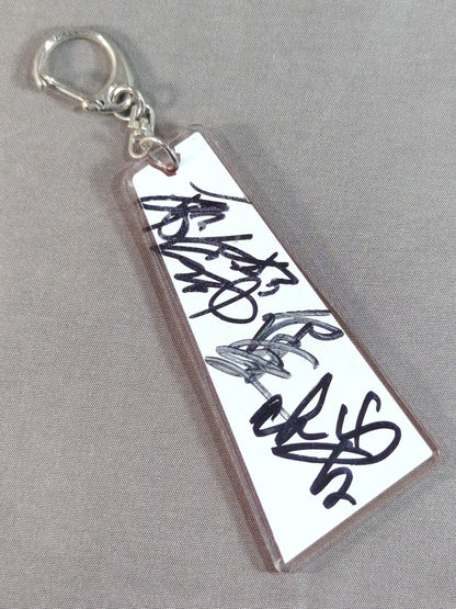 【3選手直筆サイン入り】大日本プロレス アクリルキーホルダー