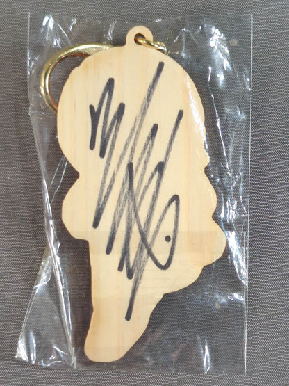 【hand signed autograph】 Takuya Nomura  Wood Keychains