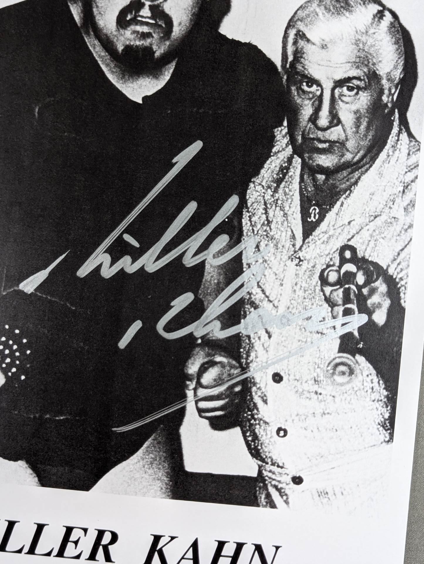 キラー・カーン 直筆サイン入りポートレート①