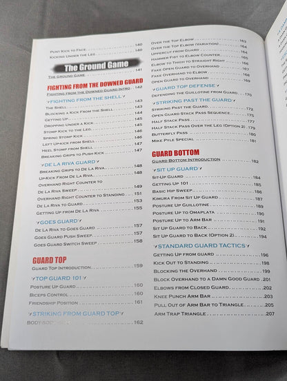 MIXED MARTIAL ARTS : THE BOOK OF KNOWLEDGE