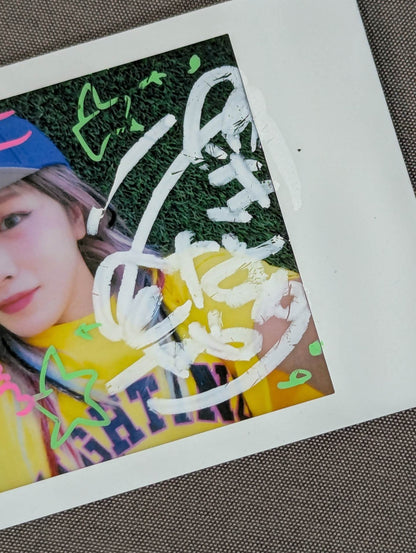 UNAGI SAYAKA  hand signed autograph Photo check (1)