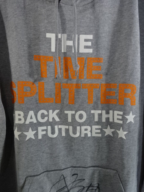 【hand signed autograph】 KUSHIDA "THE TIME SPLITER" pullover hoodie  (gray)