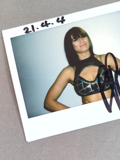 Bea Priestley  hand signed autograph  Cheki (A-1)