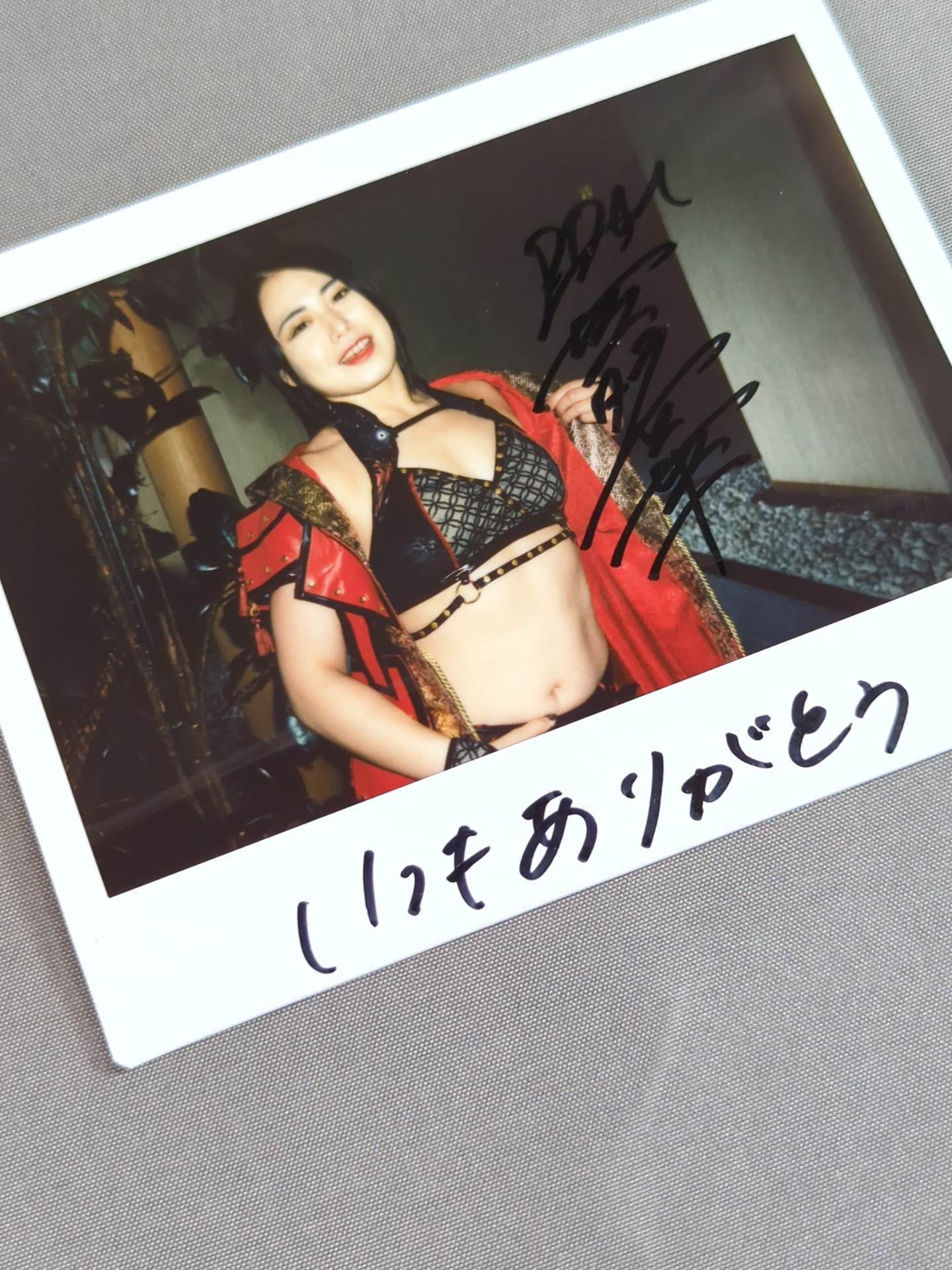 舞華 直筆サイン入りチェキ(D-9)