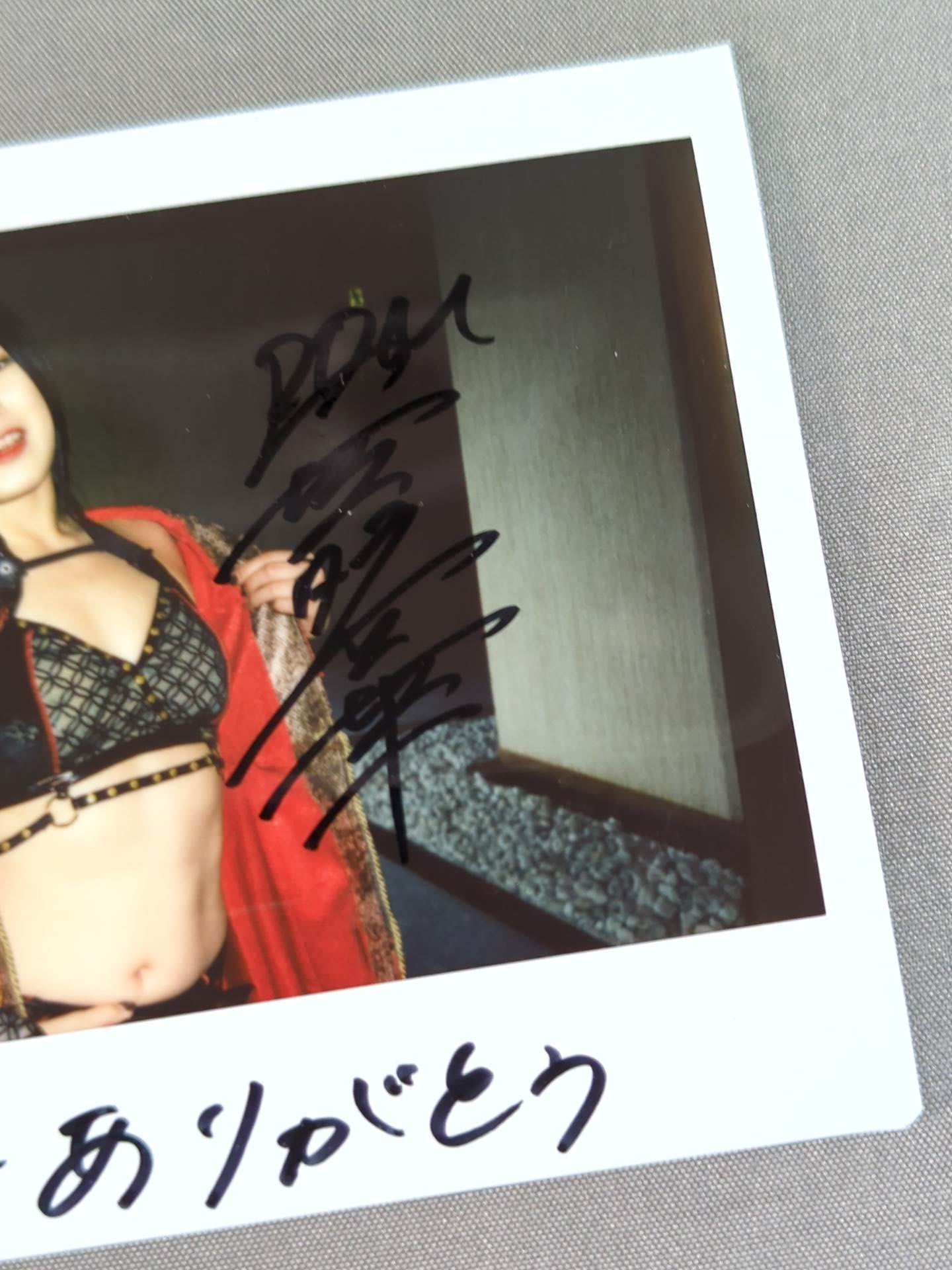 舞華 直筆サイン入りチェキ(D-9)