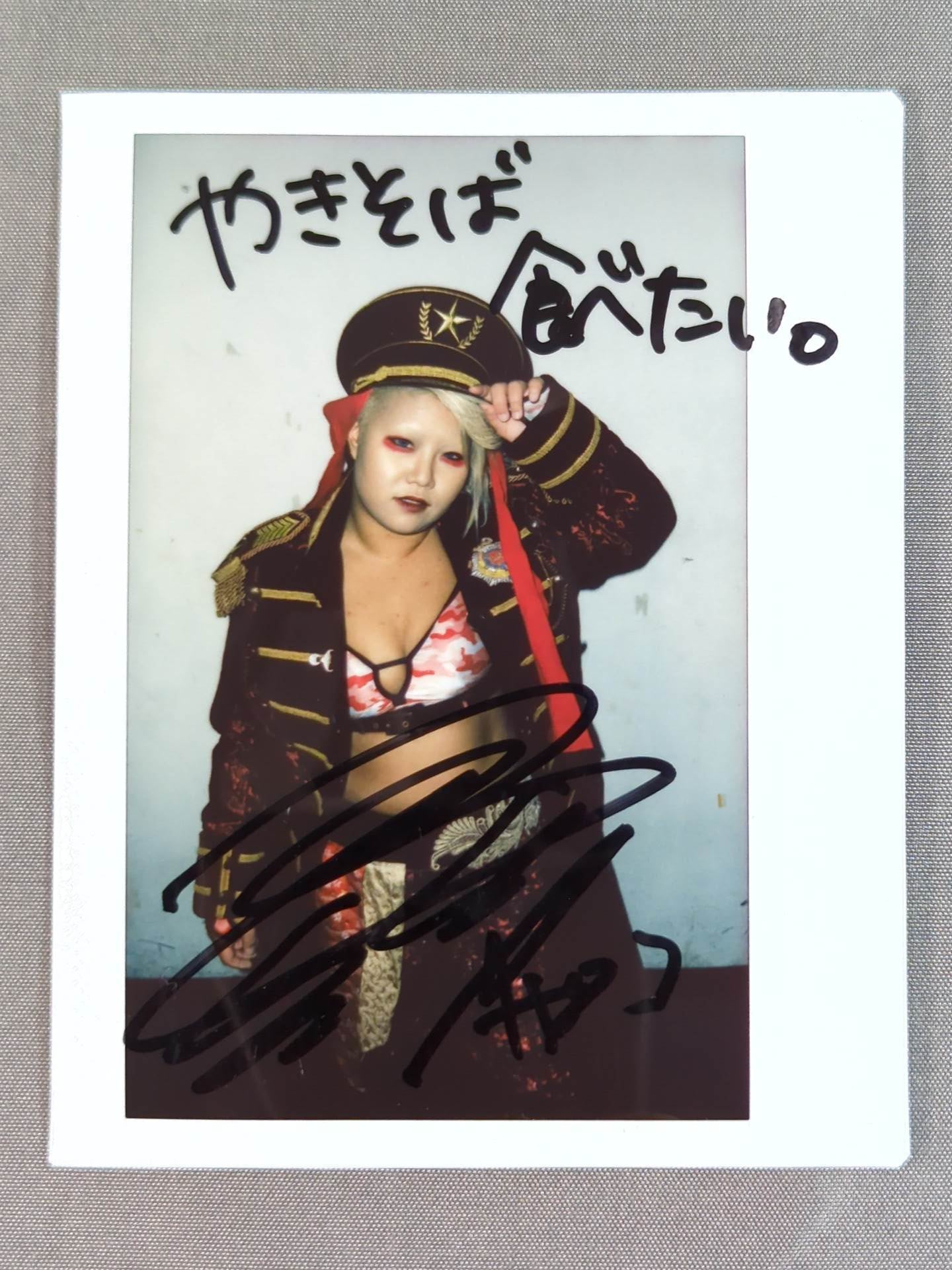 Natsuko Tora  hand signed autograph  Cheki (C-3)