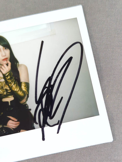鹿島沙希 直筆サイン入りチェキ(A-5)