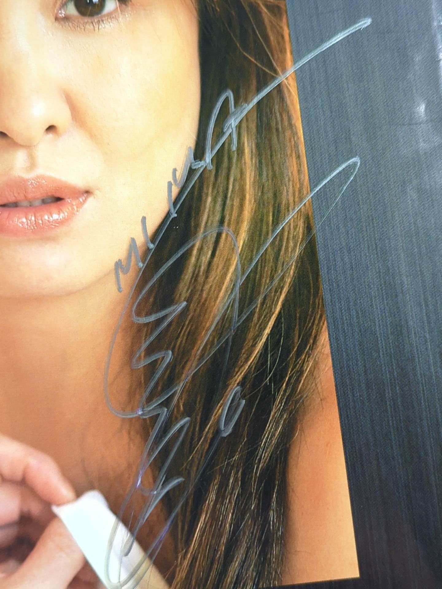 【hand signed autograph】 Mima Shimoda  "SUPREMA 》Newly taken photos