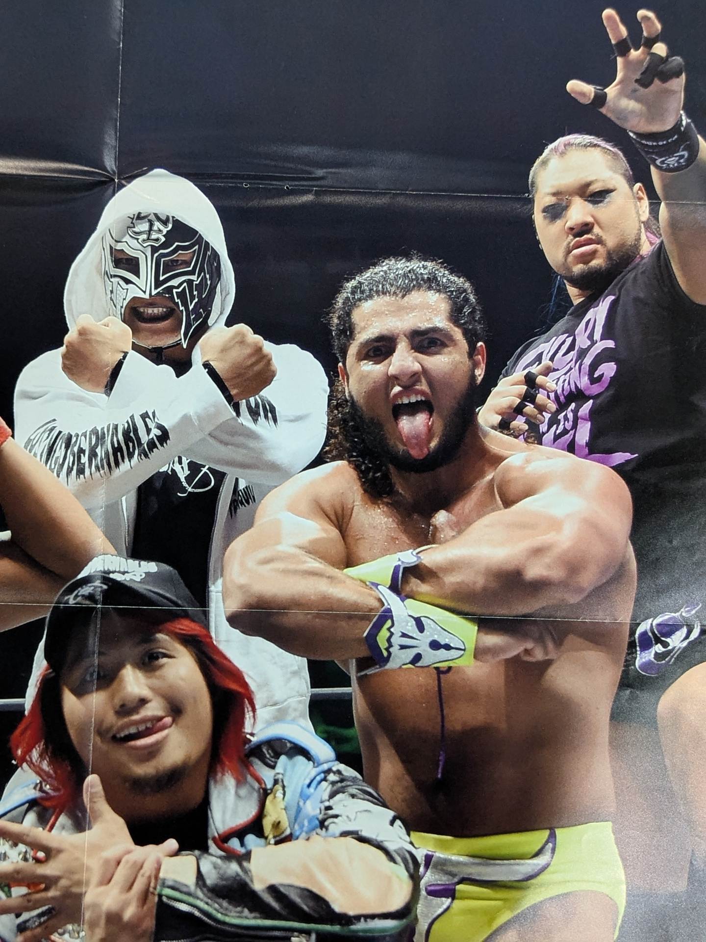 オカダ・カズチカ＆L・I・J 雑誌付録ポスター