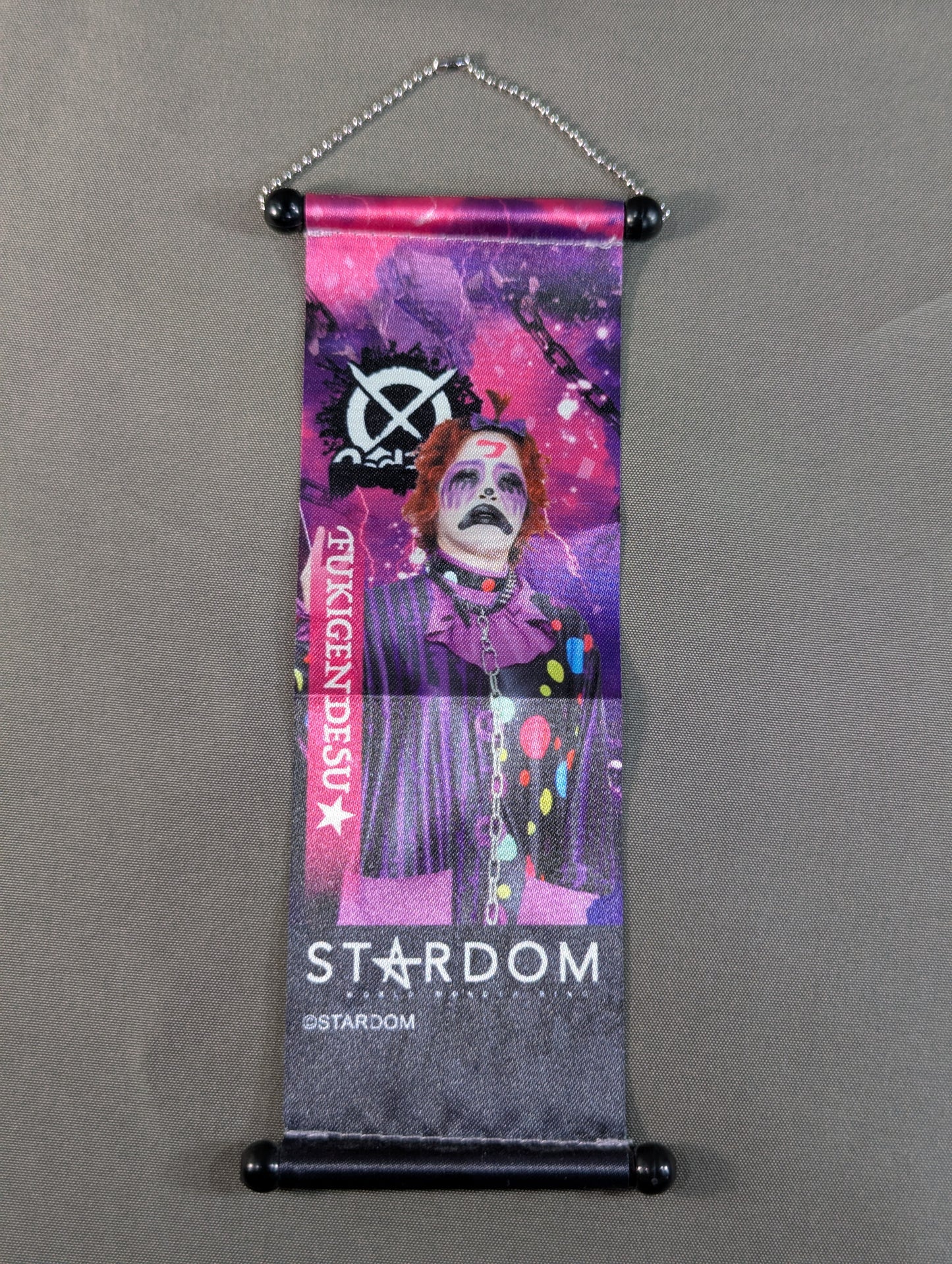 フキゲンです★ スターダム ミニタペストリー