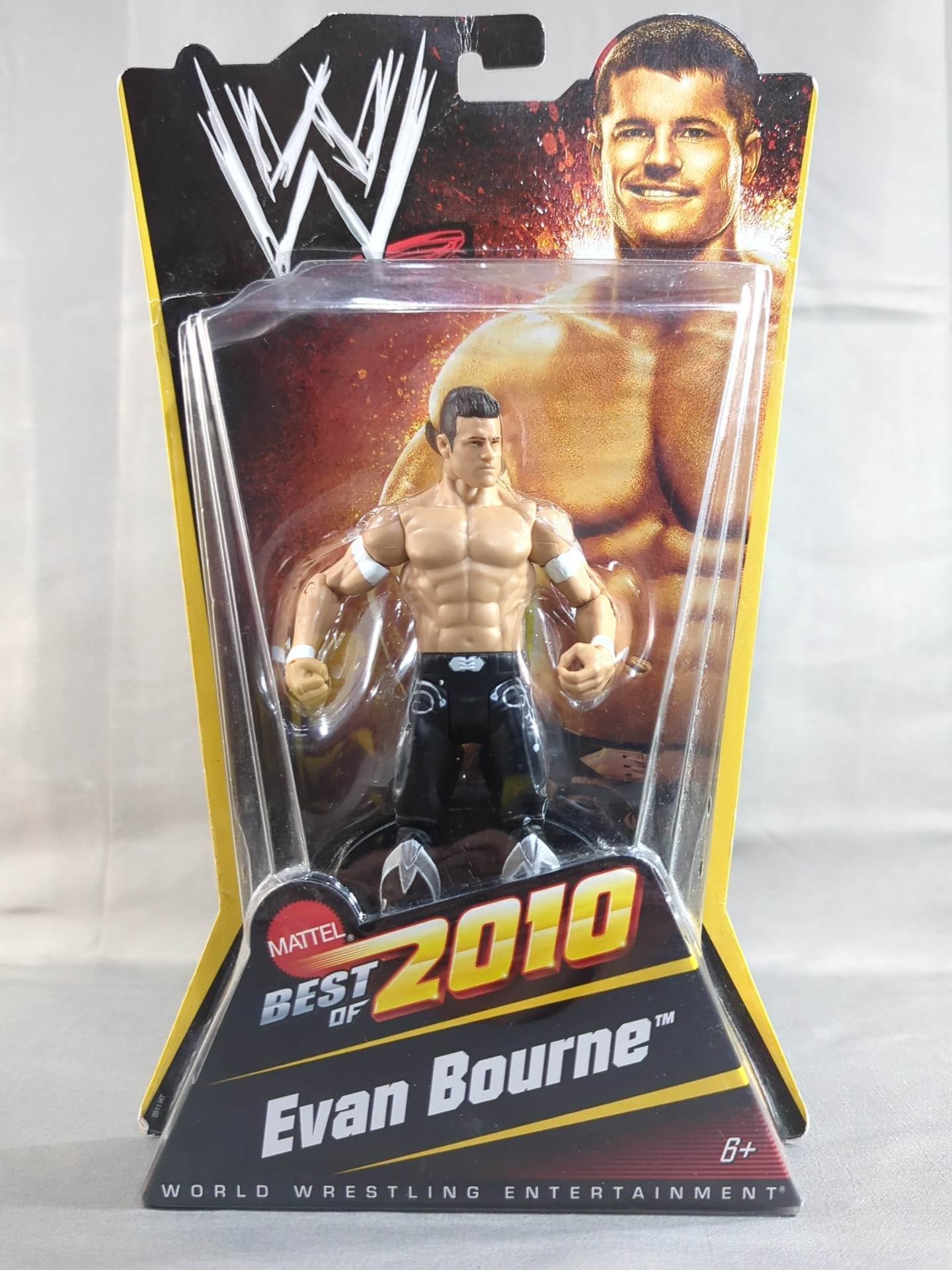 エヴァン・ボーン(黒タイツ)