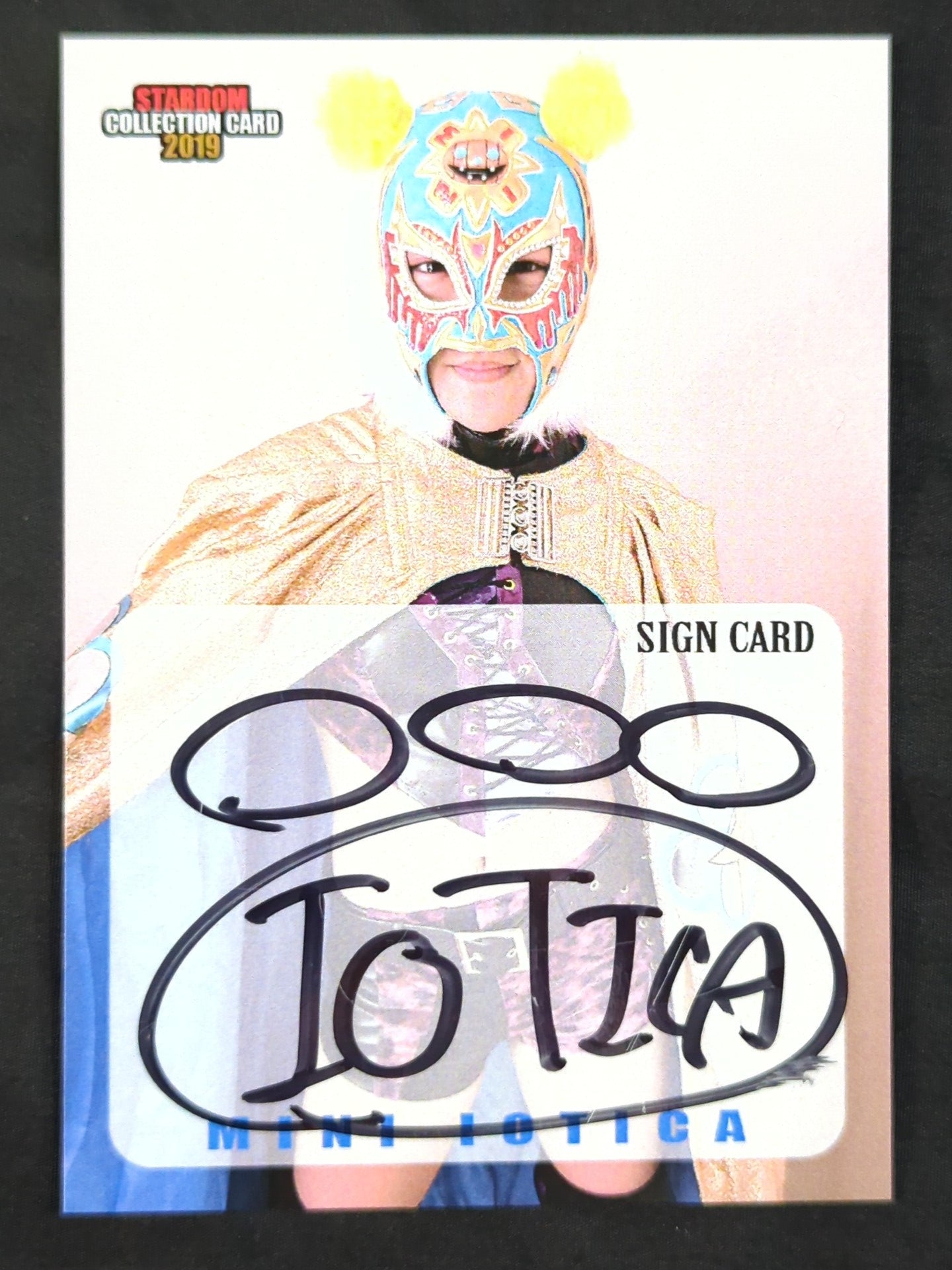 2019 STARDOM COLLECTION CARD AZM (Mini Iotica) Official autographed card