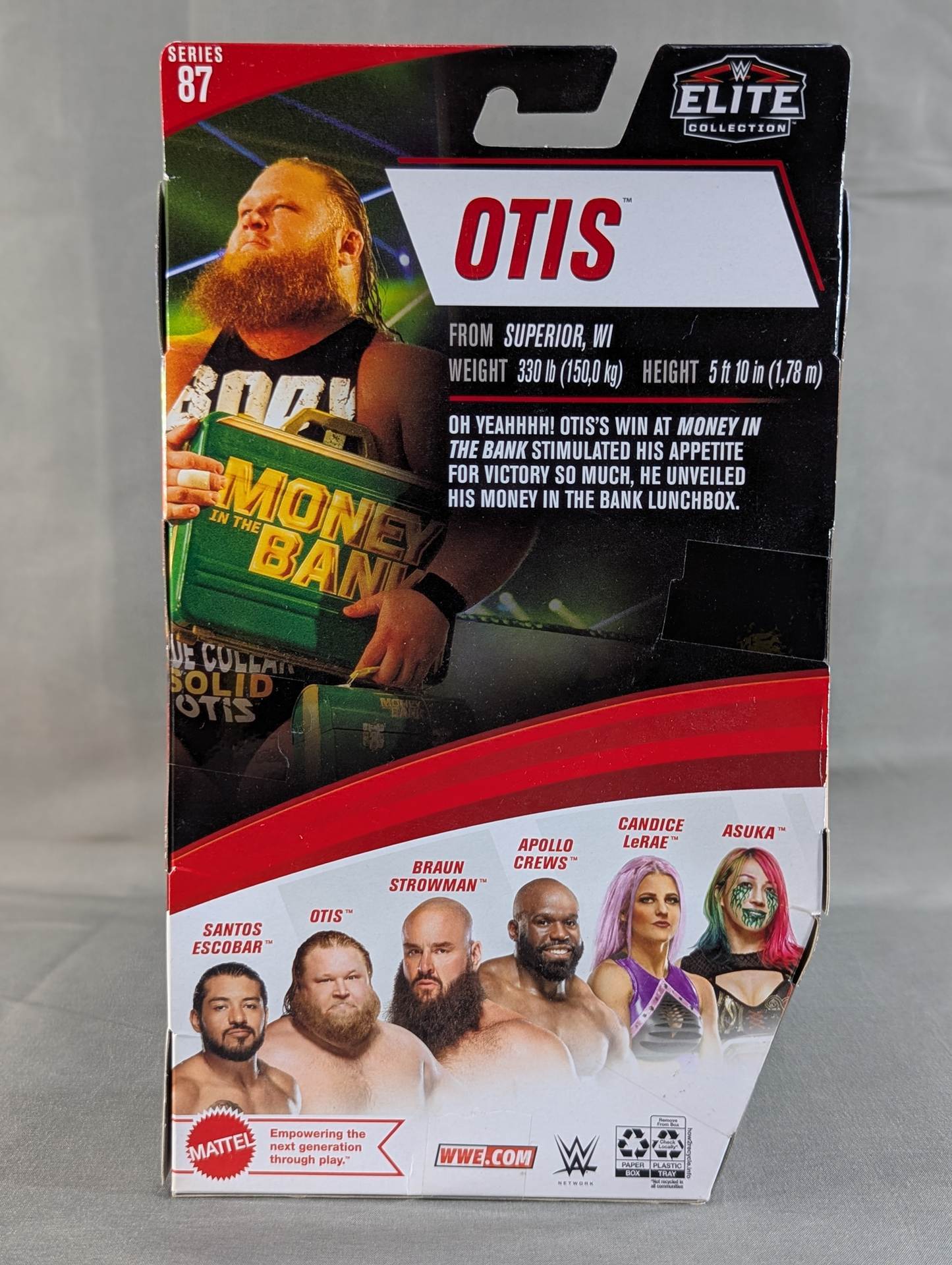 オーティス(黒タンクトップ)