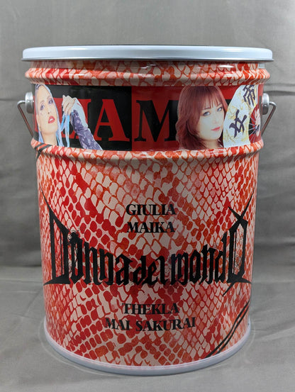 Donna del Mondo Pails
