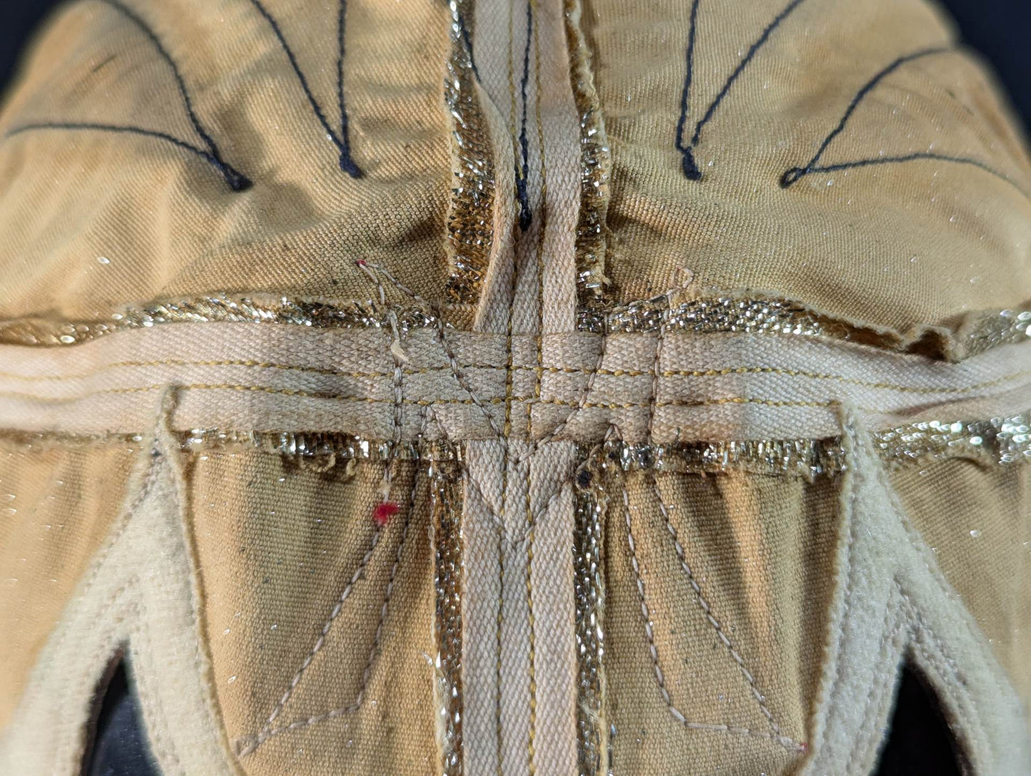 ★ Mil Mascaras Gold Black Trade ★