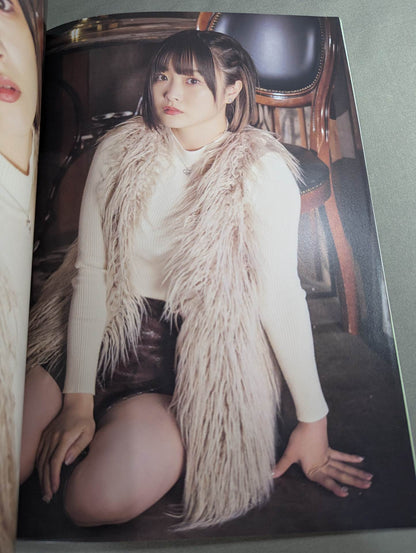 【直筆サイン入り】なつぽい 写真集 ぽい拾い。