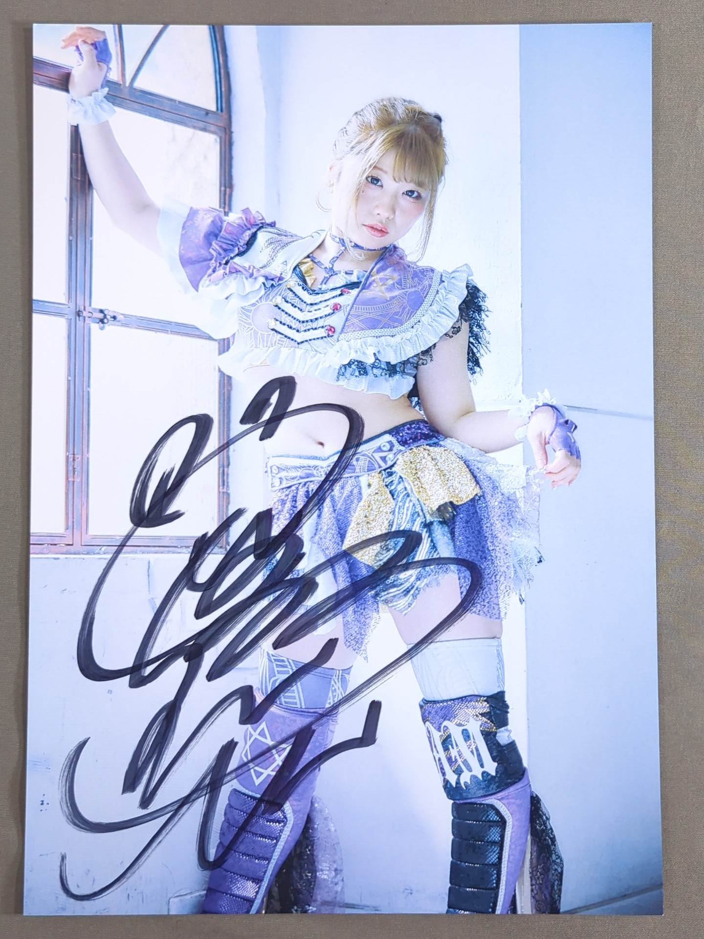 中野たむ 4/27限定ポートレート2種セット 印字サイン 2月21日 – Page 4 – 闘道館