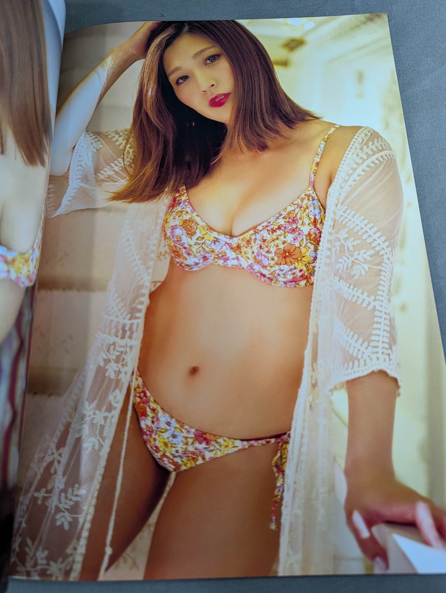 【直筆サイン入り】青野未来 写真集 BRILLIANT