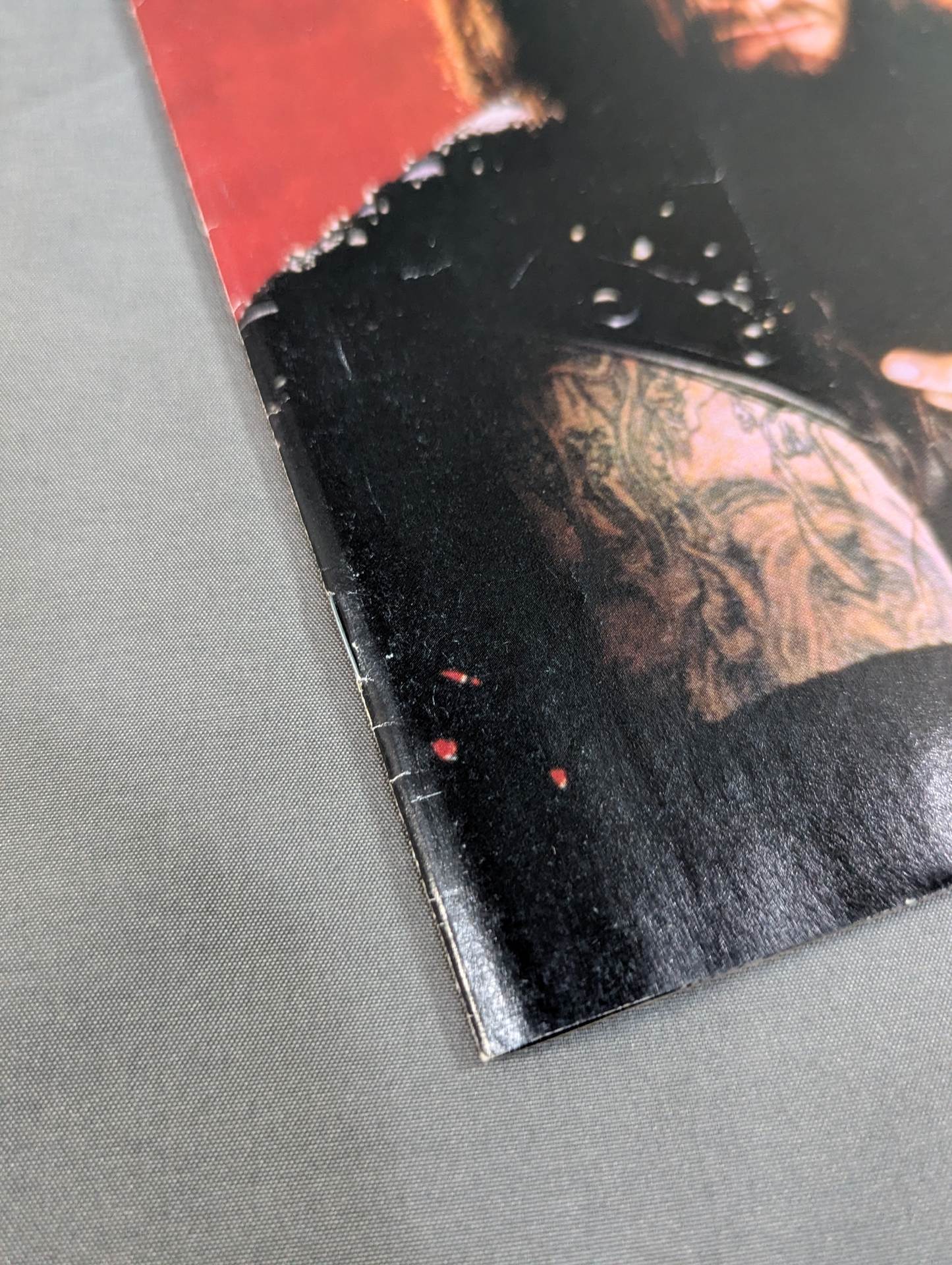 UNDERTAKER COLLECTOR'S ISSUE #0 "Live-action Cover Ver."