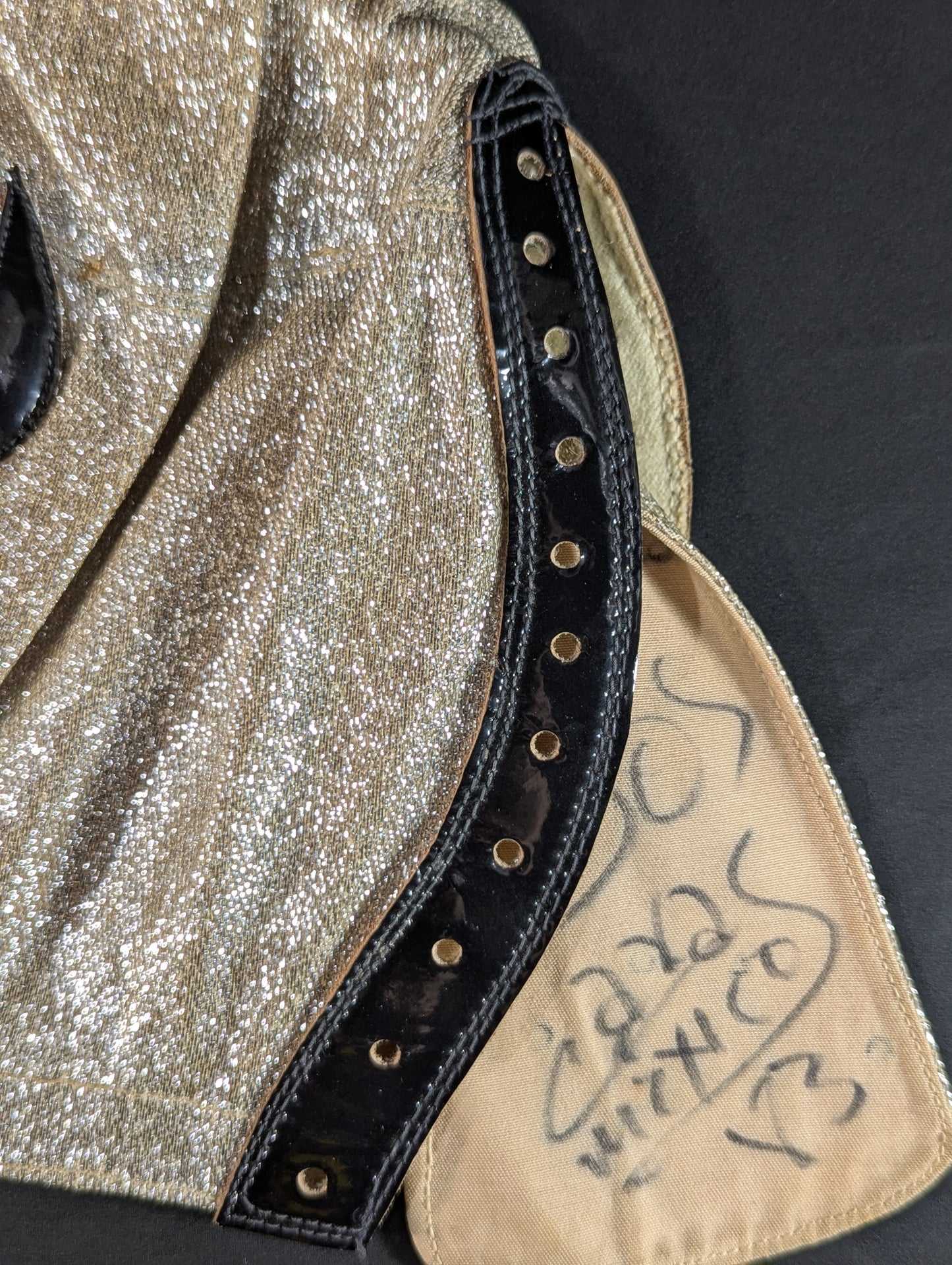 ★Dos Caras 1983 Real World Tag League worn by him !! ★