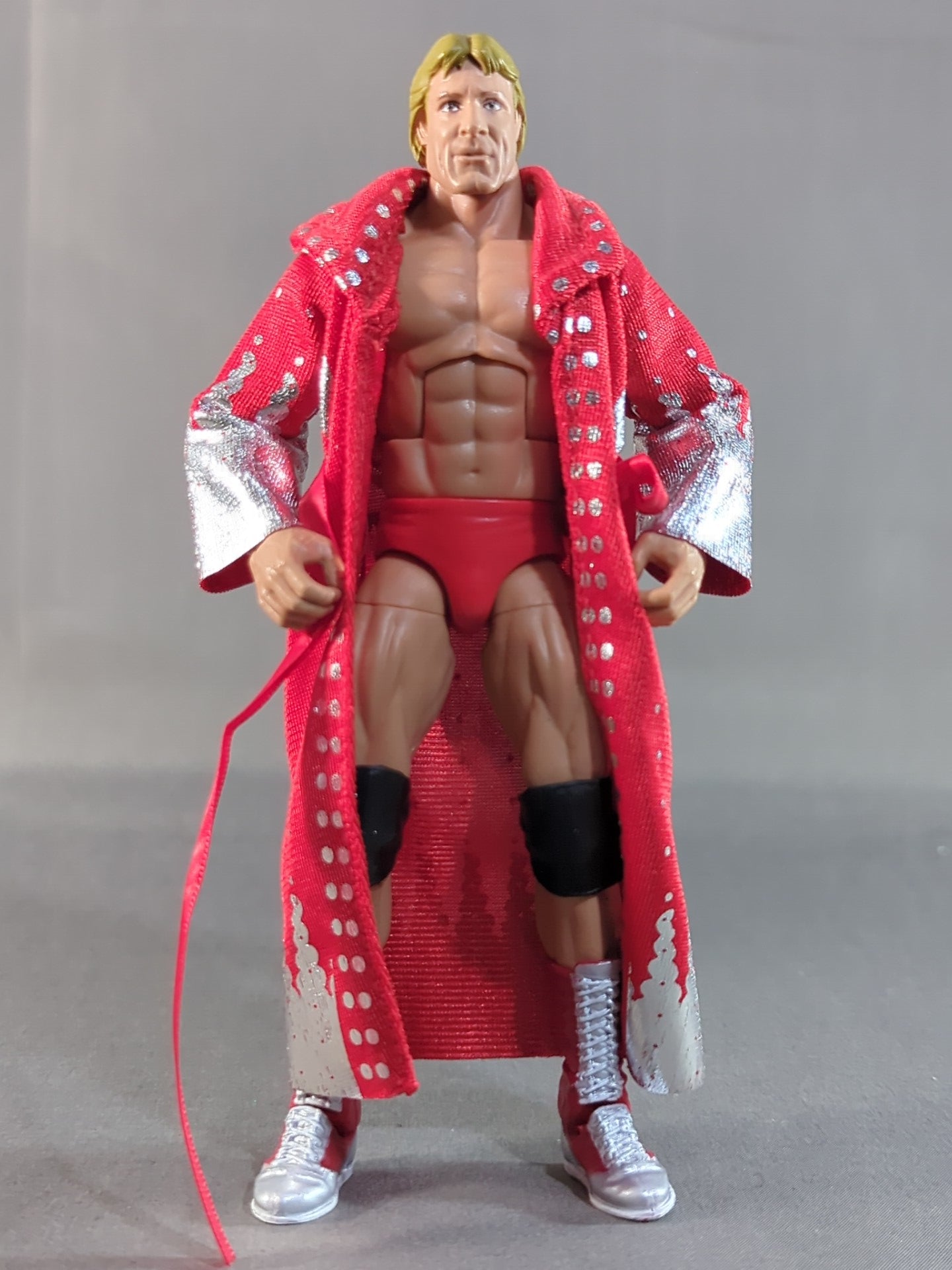 ポール・オンドーフ(赤ガウン)