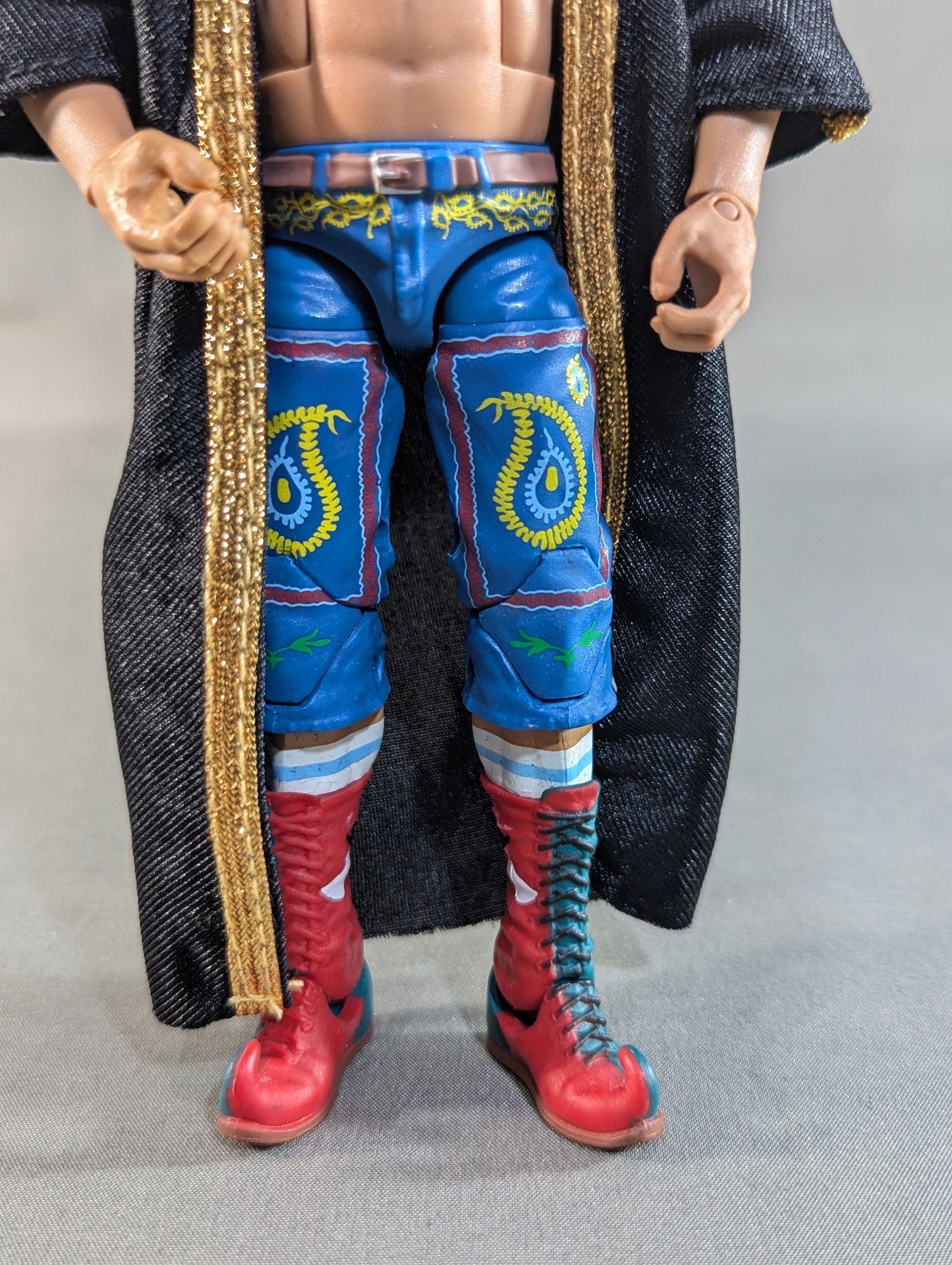 アイアン・シーク(黒ガウン)