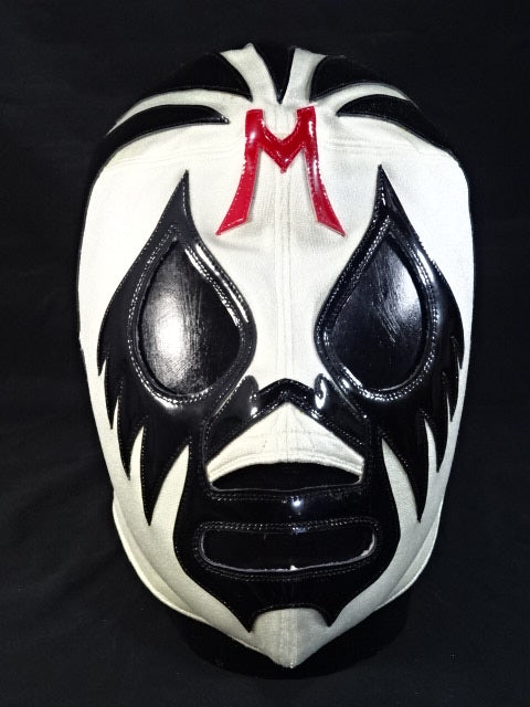Mil Mascaras 