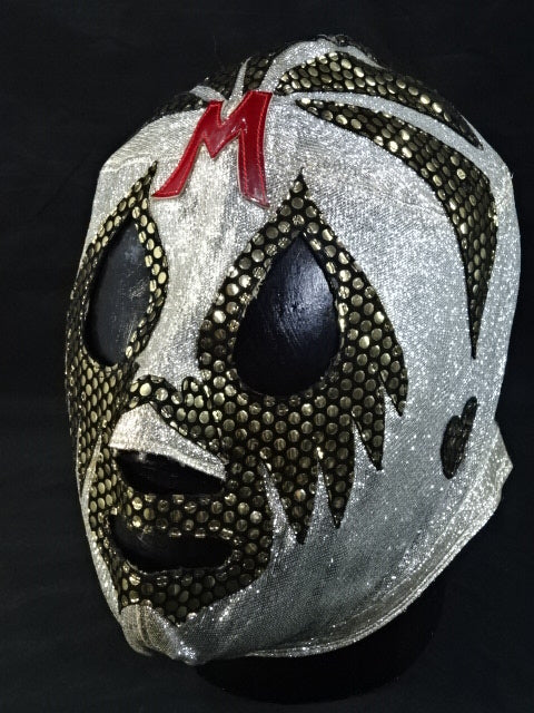 ミル・マスカラス – 闘道館