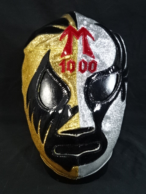 Mil Mascaras 