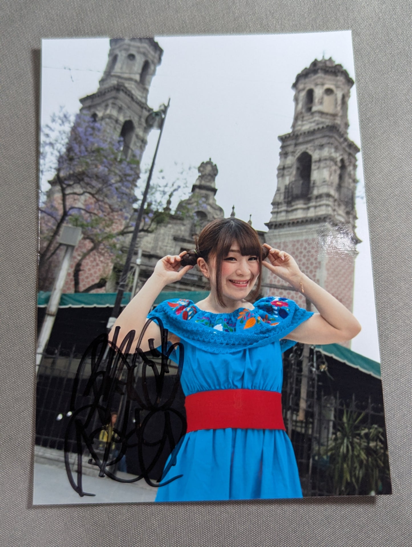 【hand signed autograph photo Tsukushi Official Photo Book "briza Primaveral ~Harukaze~"