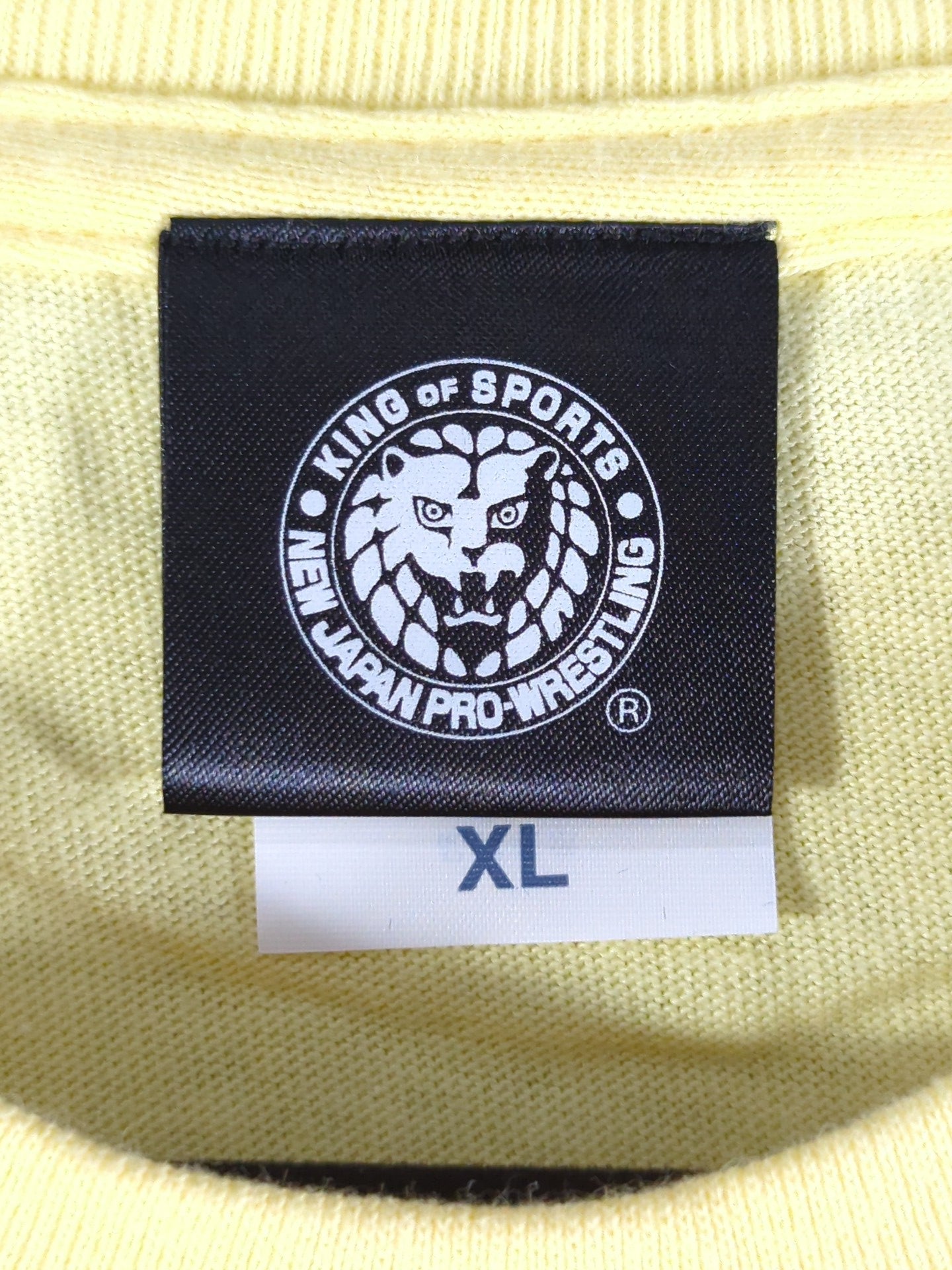 オカダ・カズチカ「THE RAINMAKER」Tシャツ(ライトイエロー)