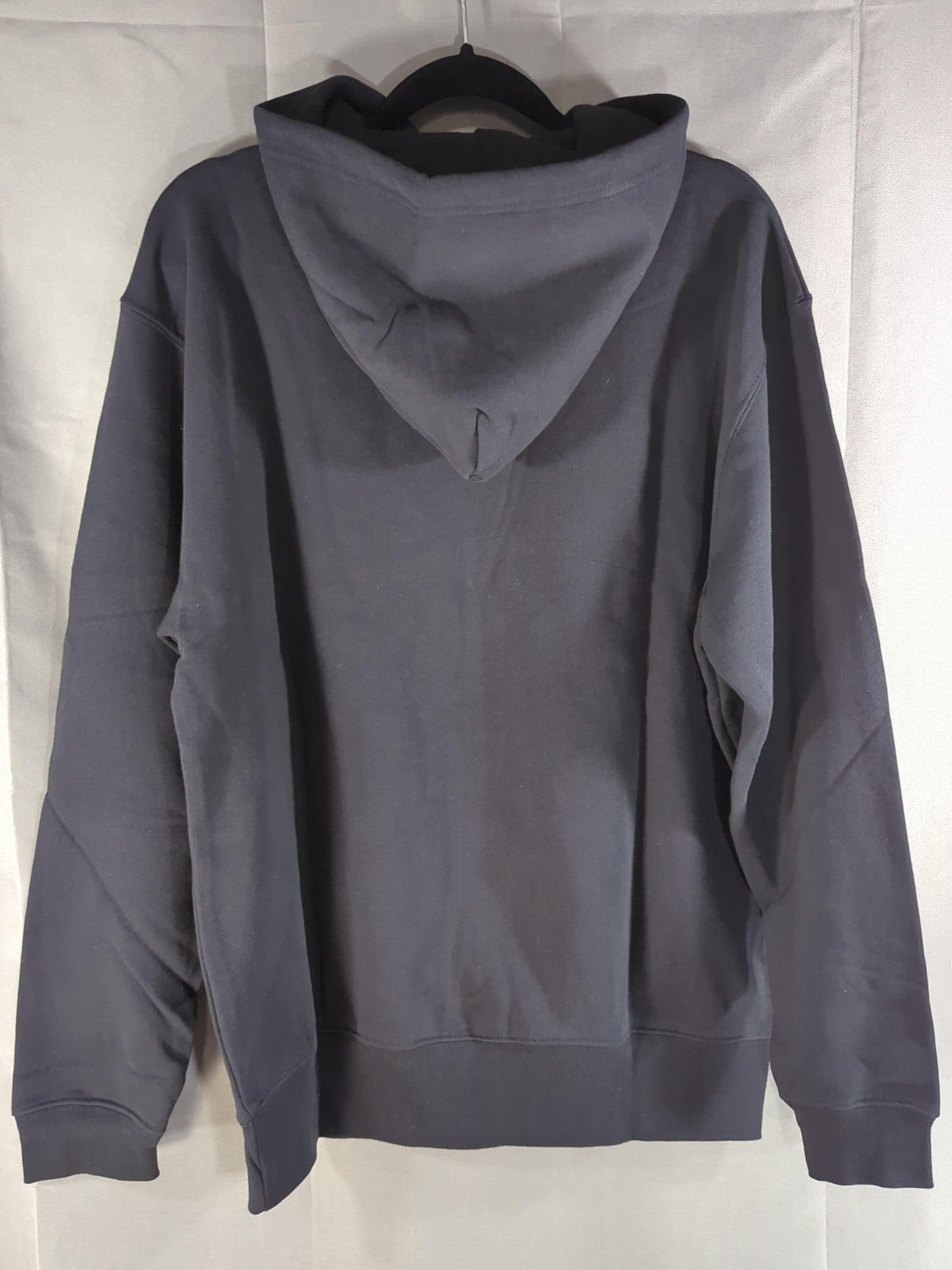 柴田勝頼「TAKEOVER」プルオーバーパーカー(ブラック)