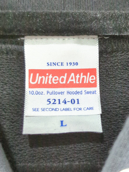 柴田勝頼「TAKEOVER」プルオーバーパーカー(ブラック)