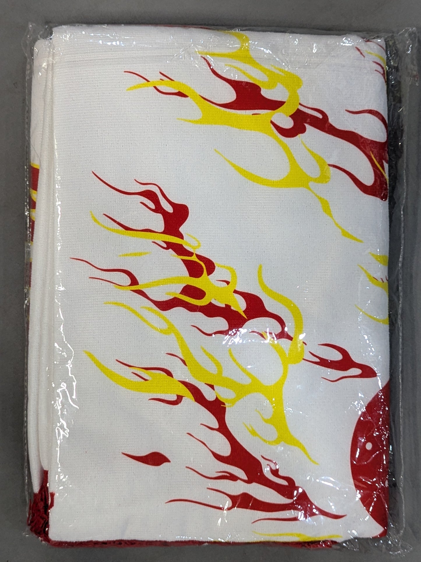 Yuya Uemura  Round Towel (2025)